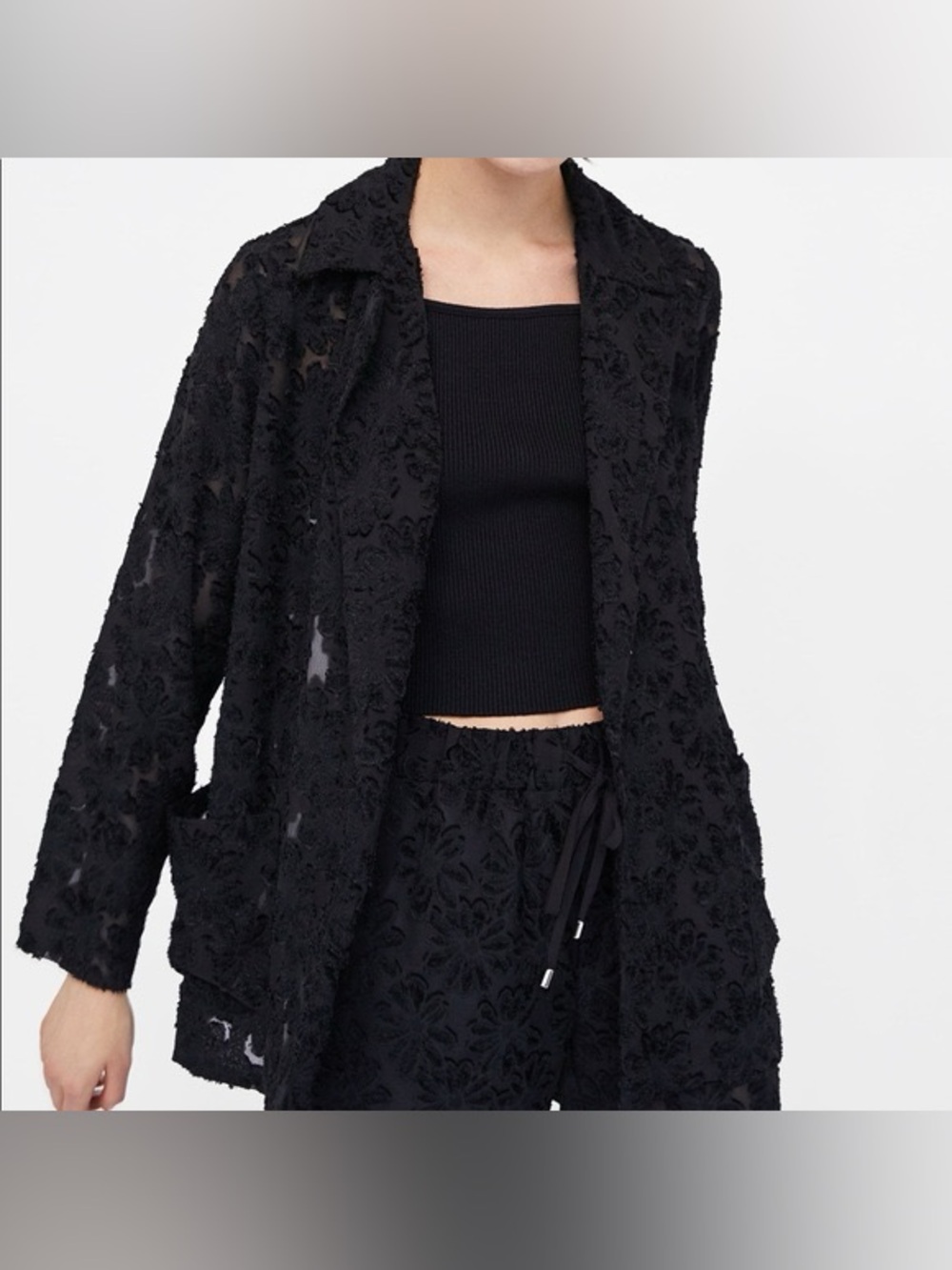 Zara Women’s Floral Blazer